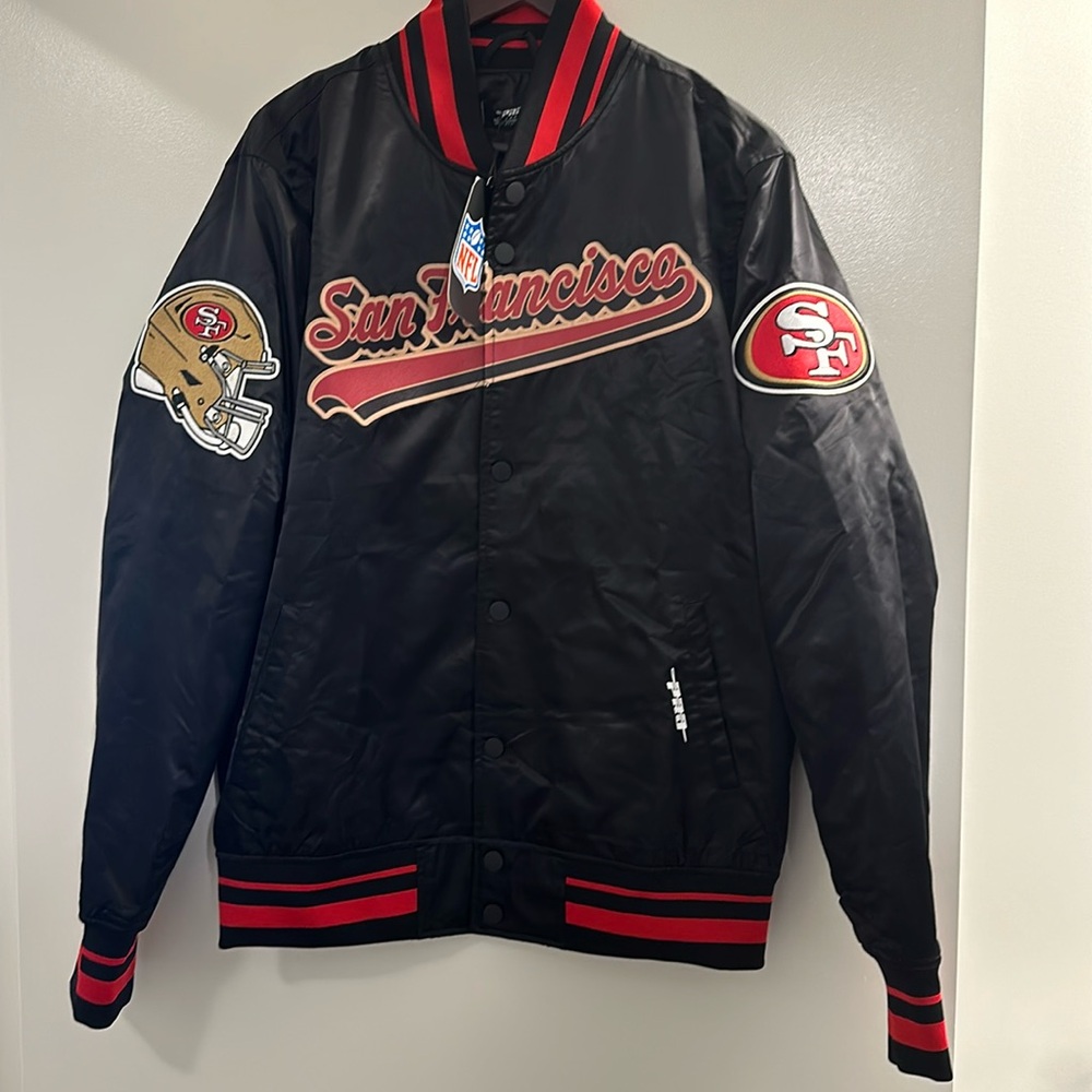 San Francisco 49ers Satin Bomber Jacket by Pro Standard. Size Large NWT